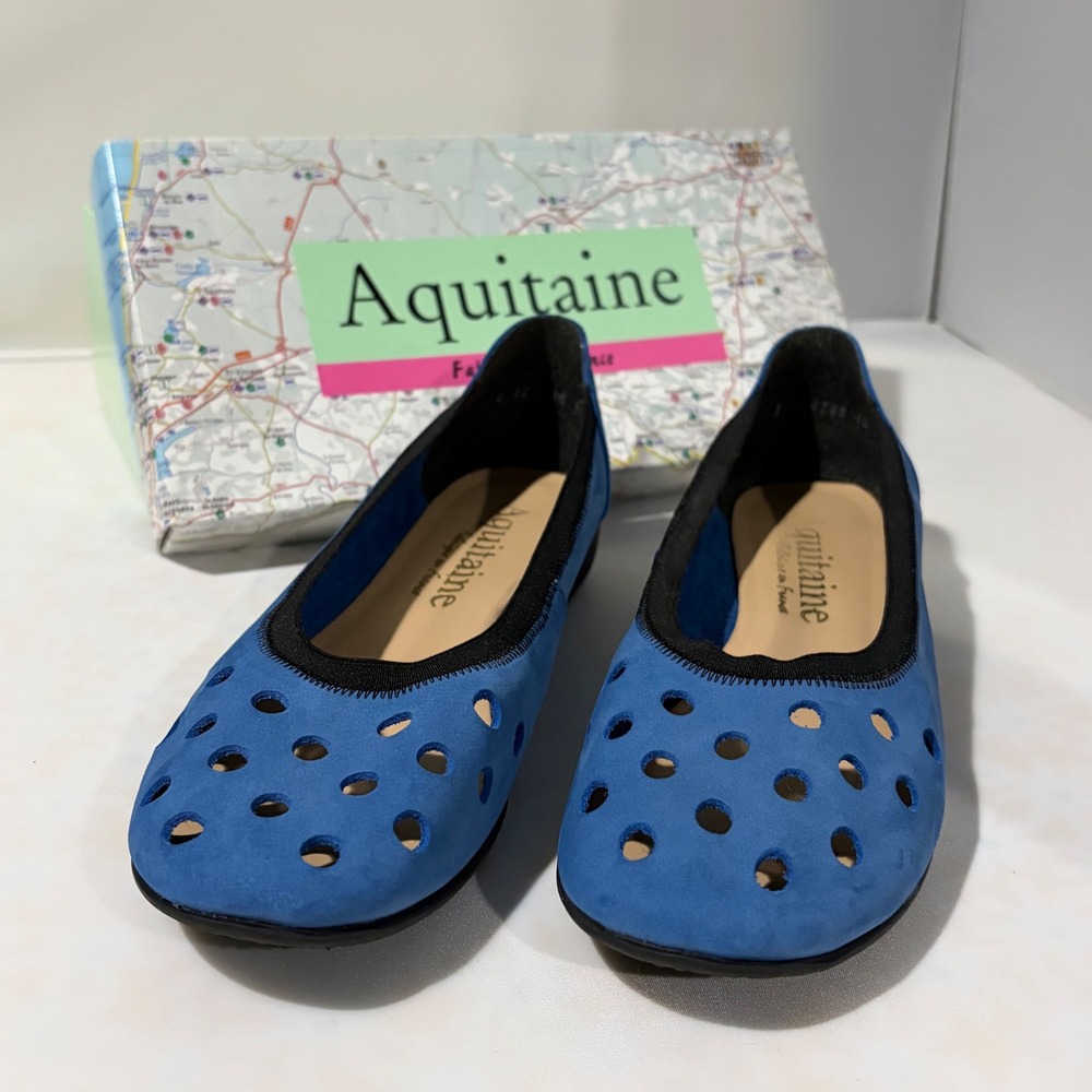 Aquitaine Loire Blue Nubuck Perforated Ballet Flats Shoes Made in France